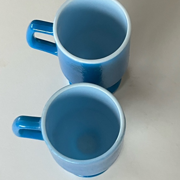 VTG Turquoise blue pebble textured (orange peel) milk glass pedestal mugs - Picture 7 of 9